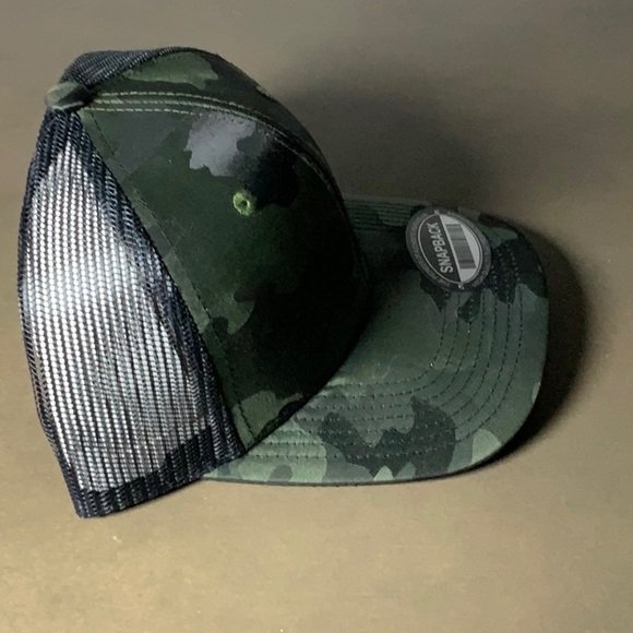 7-Panel Snap Cap - Picture 2 of 2